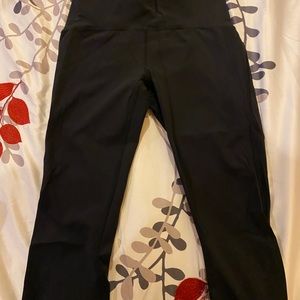 Lululemon cropped leggings 19”